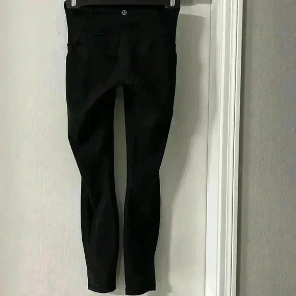 Lululemon black mesh legging - Picture 2 of 7